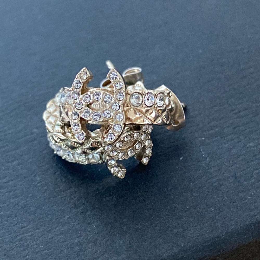 CHANEL EARRINGS